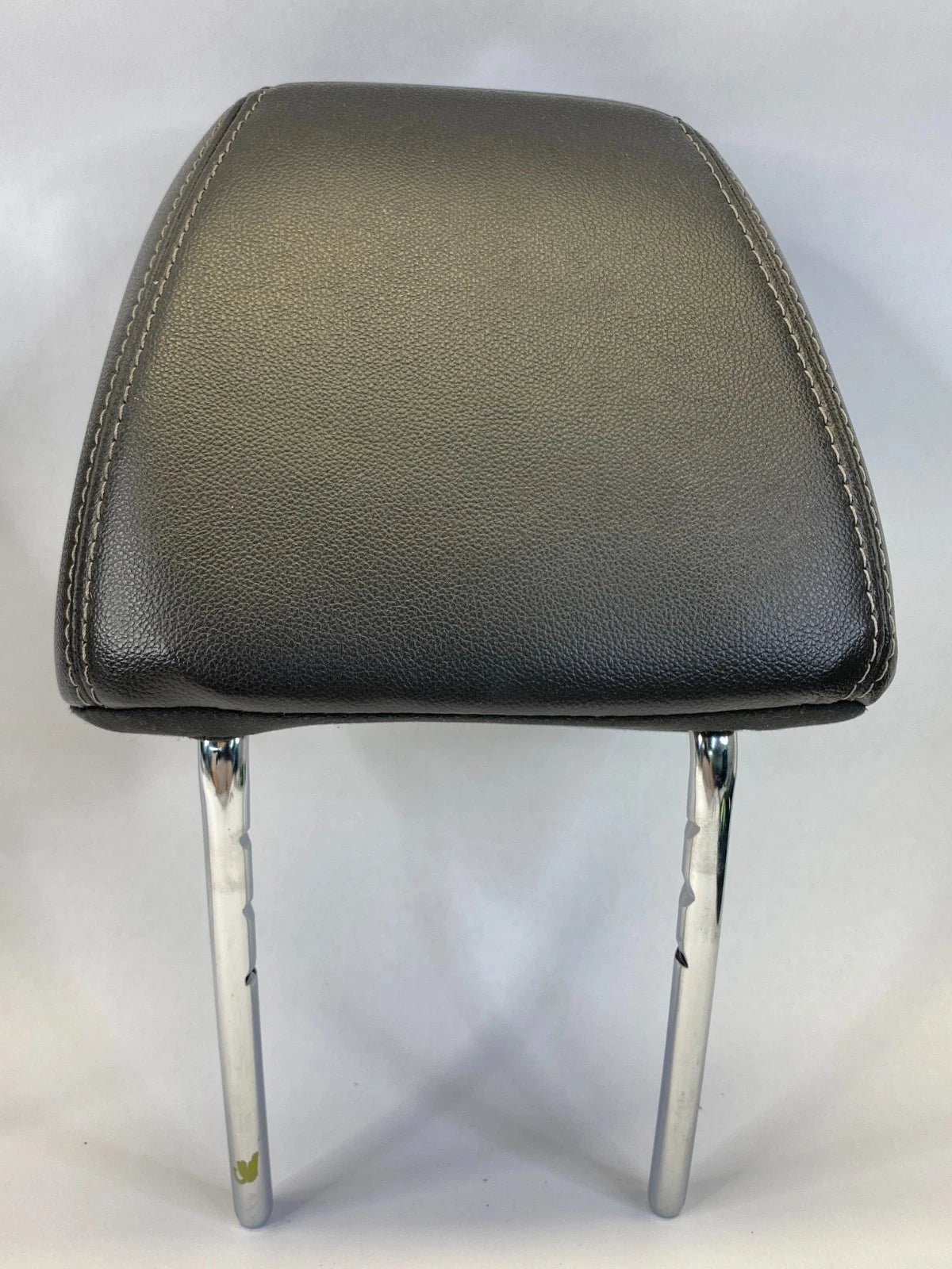 2012-2018 FORD FOCUS FRONT HEADREST BLACK LEATHER DRIVER AND PASSENGER SIDE OEM