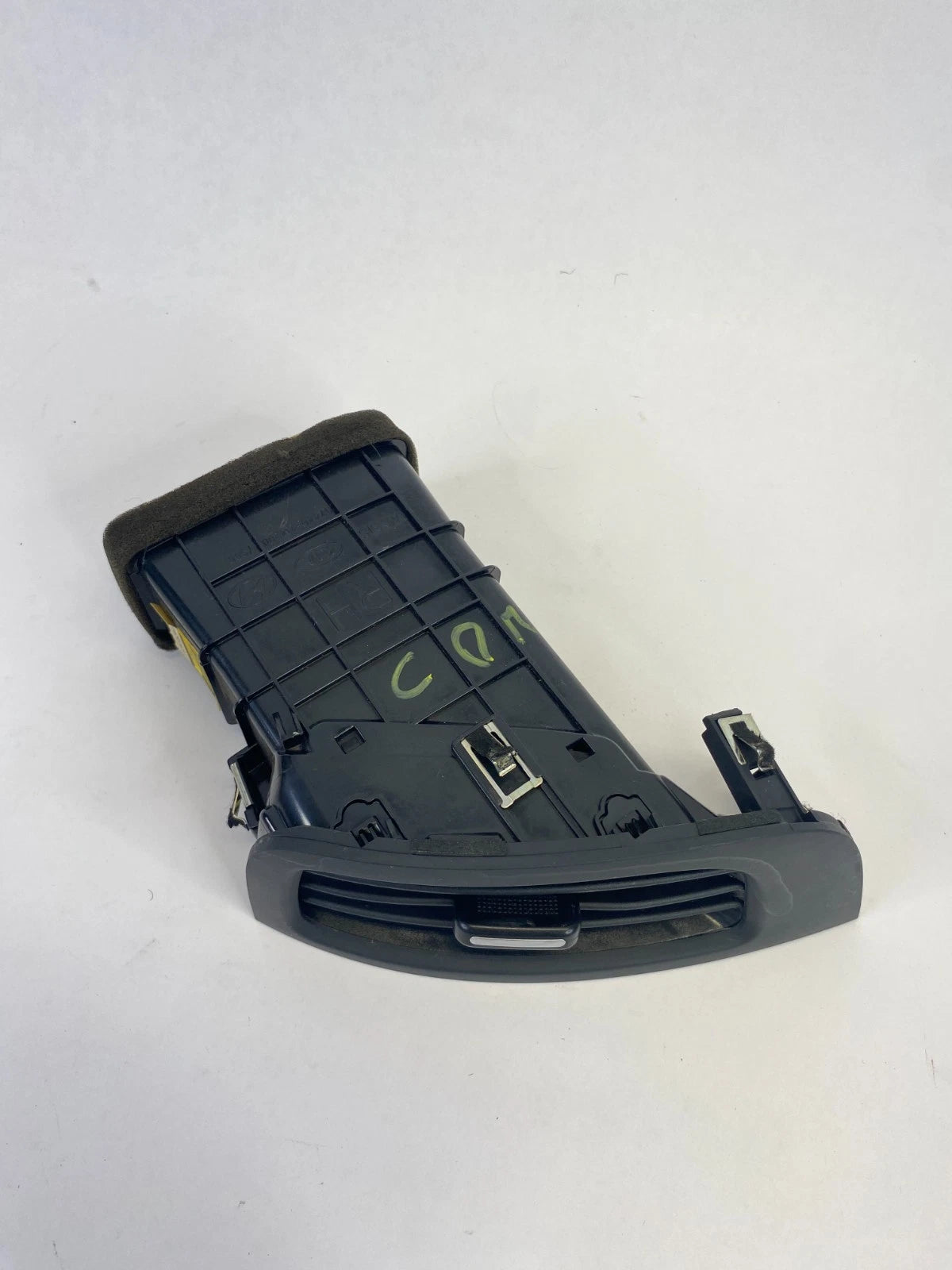 2010-2013 KIA FORTE DASH CENTER RIGHT PASSENGER A/C AIR VENT GRILLE OUTLET OEM