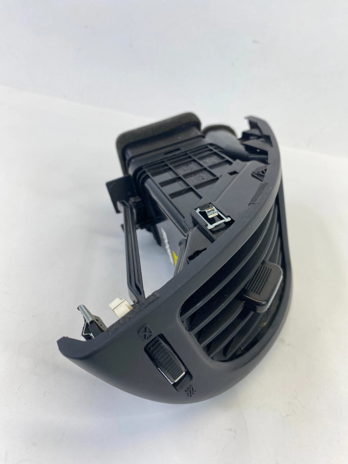 2010-2013 KIA FORTE SEDAN 4-DR DASHBOARD AC A/C RIGHT PASS AIR VENT GRILLE ASSY