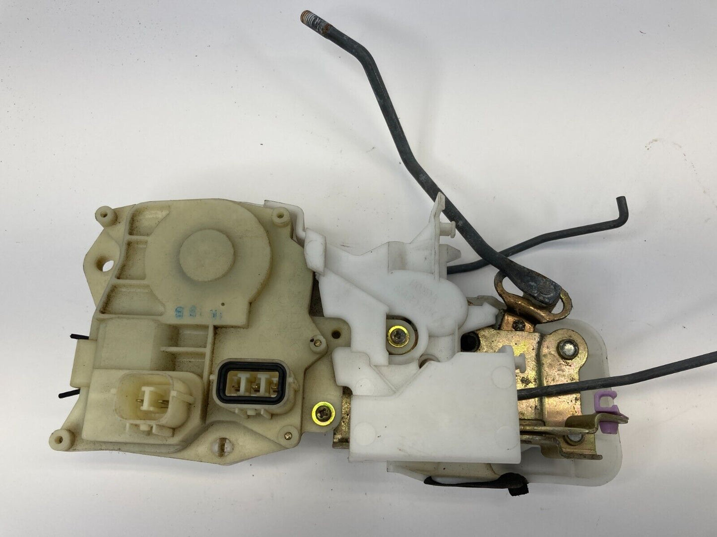 99 00 01 02 03 04 Honda Odyssey Front Right Side Door Lock Latch Actuator OEM