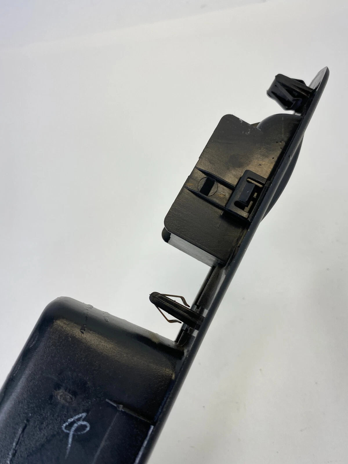 2003-2008 SUBARU FORESTER REAR RIGHT SIDE DOOR WINDOW SWITCH BEZEL TRIM COVER