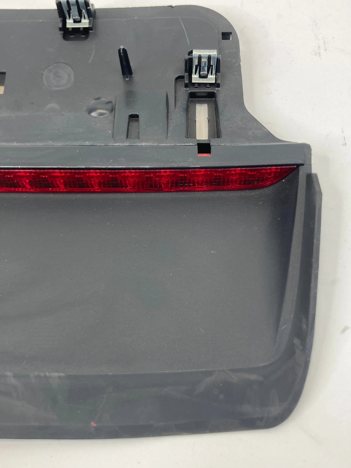 2013-2016 Dodge Dart 3rd Third Brake Stop Light Lamp High Mount 68081398AC OEM