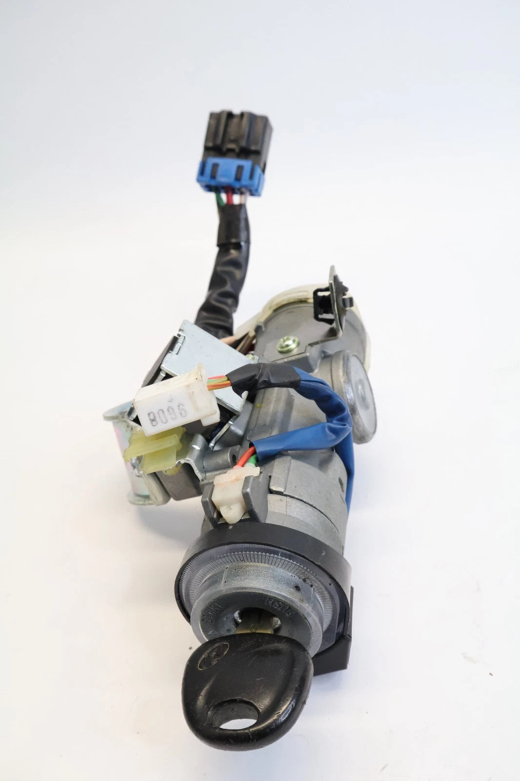 2007-2010 HYUNDAI ELANTRA IGNITION SWITCH LOCK CYLINDER ASSEMBLY KEY 81910-2H000