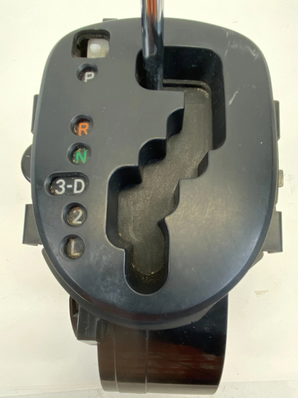 2006-2011 TOYOTA YARIS AUTOMATIC FLOOR SHIFTER SHIFT GEAR SELECTOR ASSEMBLY OEM