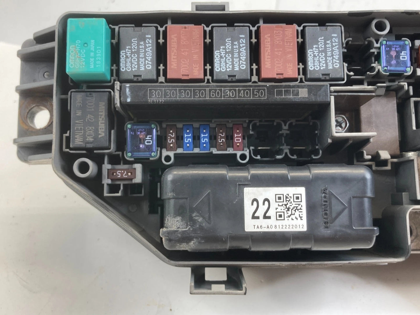 2008-2012 HONDA ACCORD 3.5L ENGINE FUSE BOX POWER DISTRIBUTION RELAY BLOCK OEM