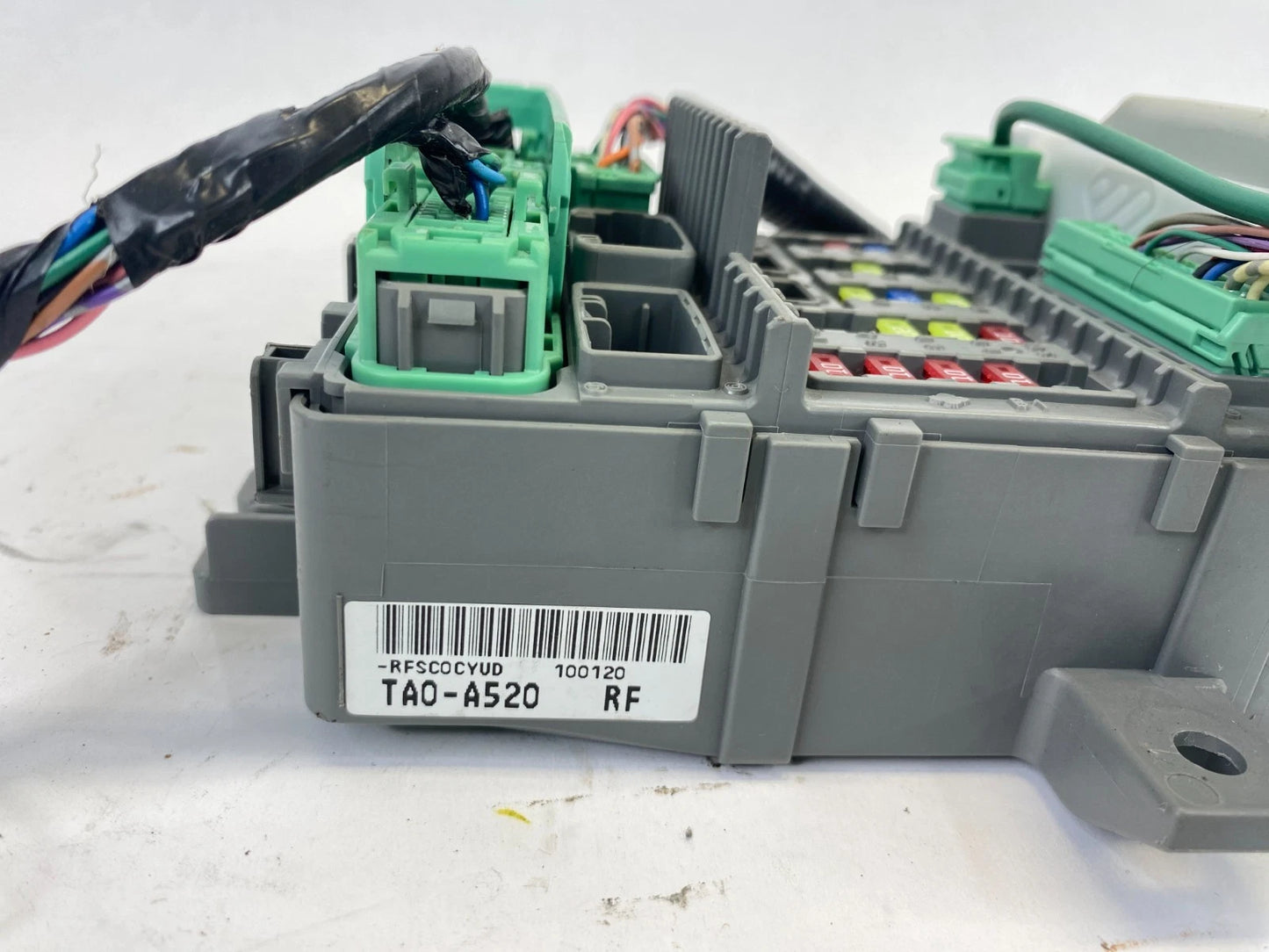 2008-2010 HONDA ACCORD 2.4L DASH INTERIOR CABIN FUSE RELAY BOX TA0A520 OEM