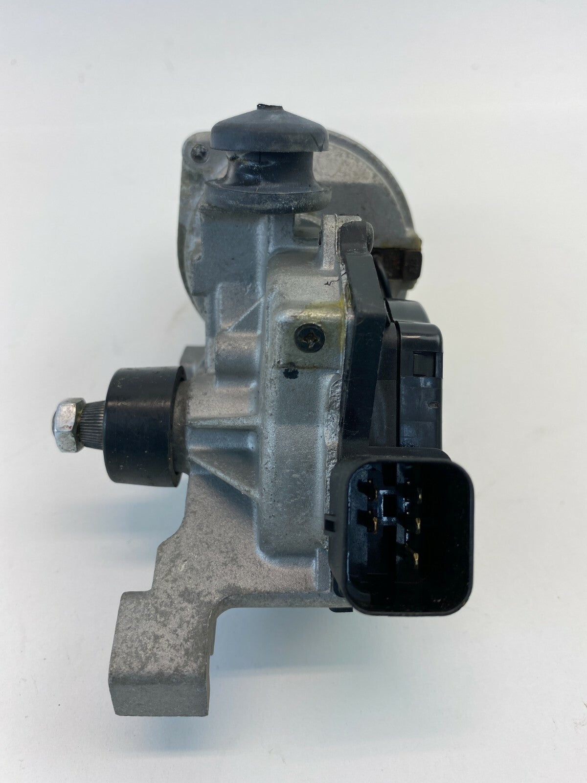 2006-2011 Hyundai Accent Front Wiper Motor Assembly 98110-1G000