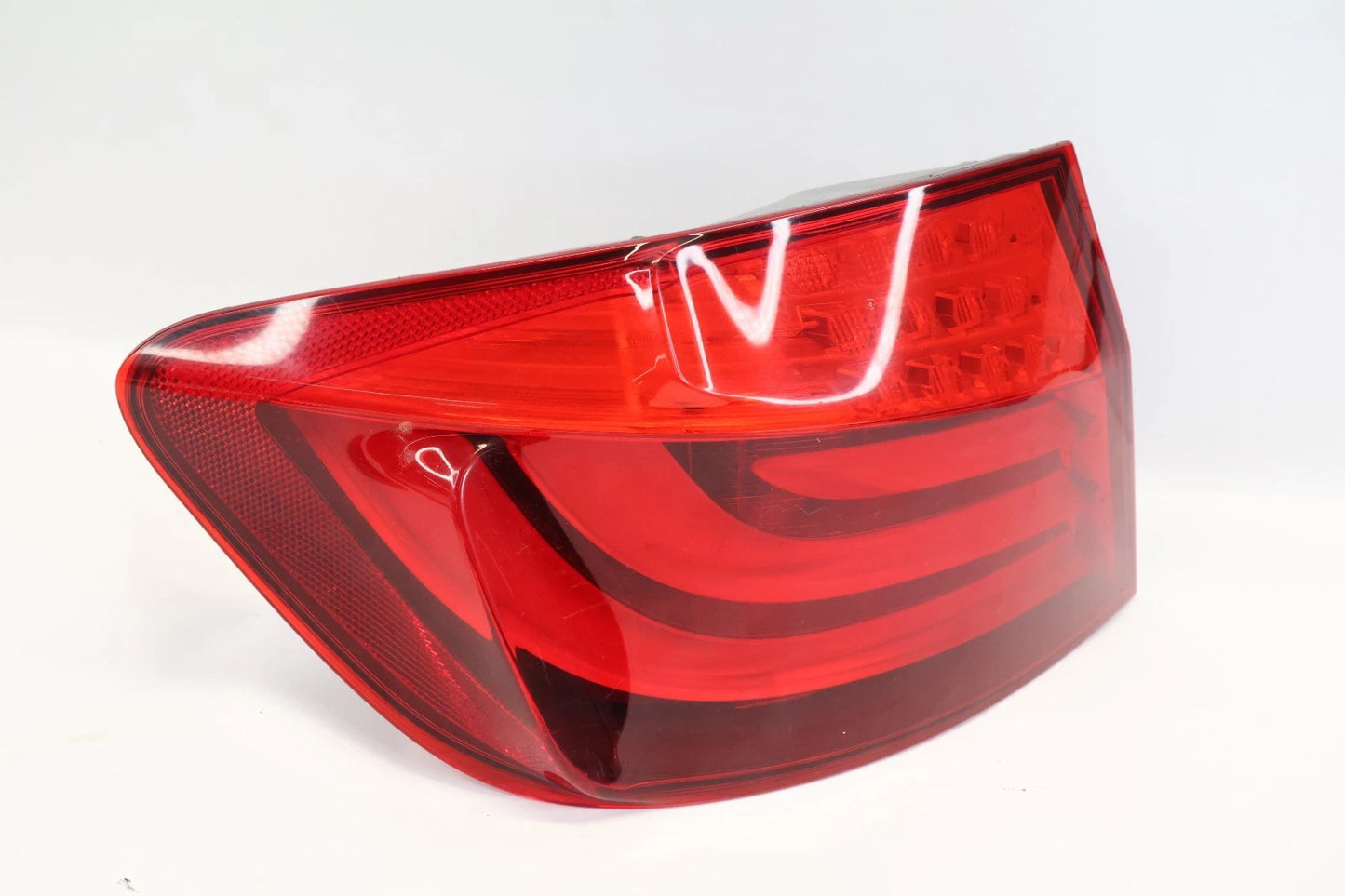 11-13 BMW 528I 535I 550I SEDAN LEFT DRIVER SIDE OUTER TAIL LIGHT TAILLIGHT OEM
