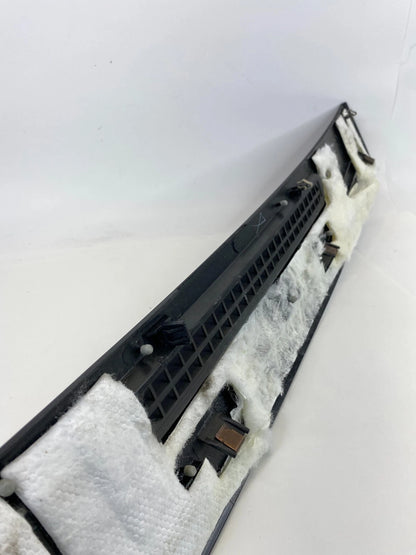 2003-2005 FORD CROWN VICTORIA FRONT DASH WINDSHIELD DEFROSTER GRILLE COVER PANEL