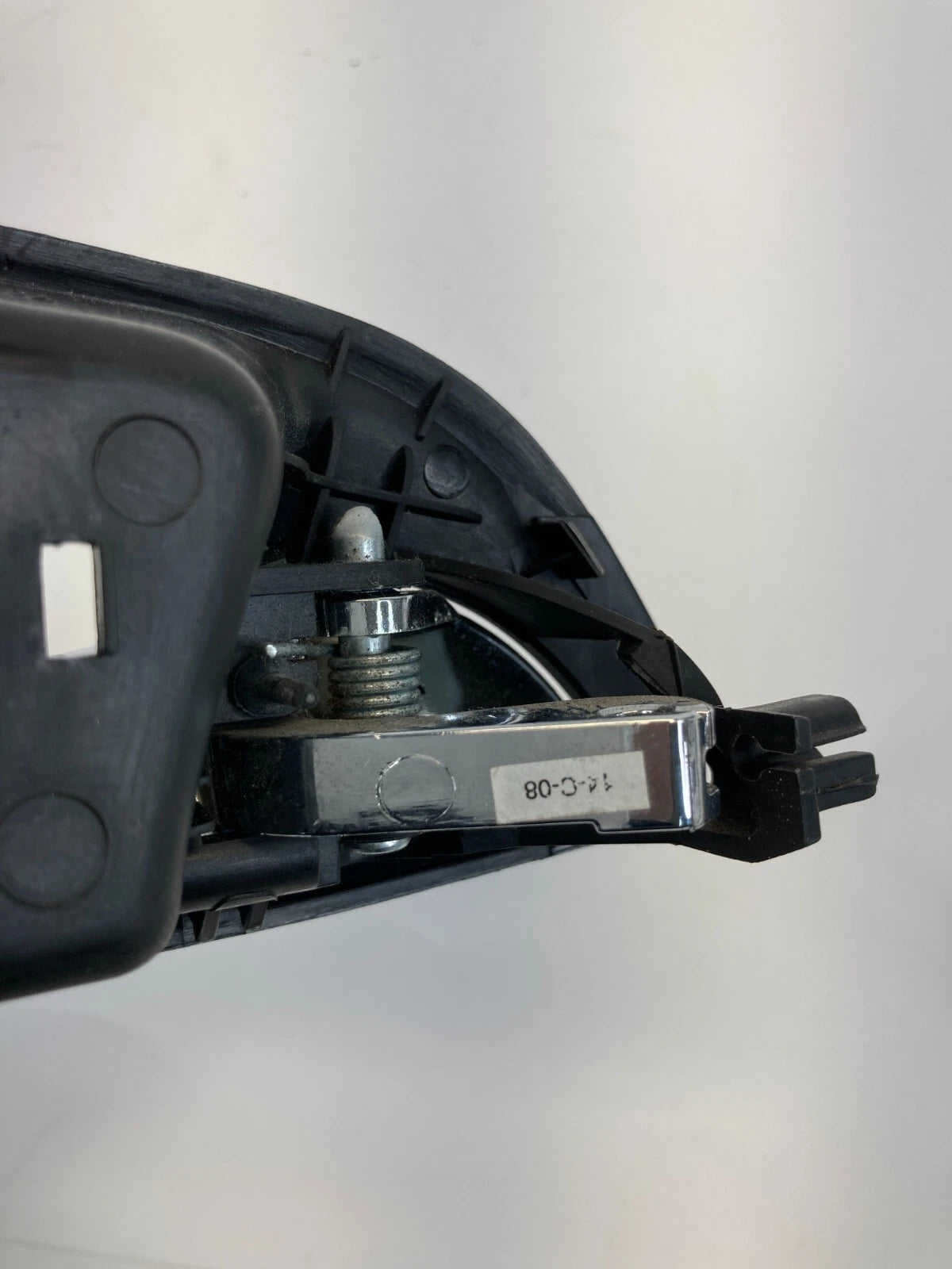2011-2016 CHEVROLET CRUZE FRONT LEFT DRIVER SIDE INNER DOOR HANDLE 96845901