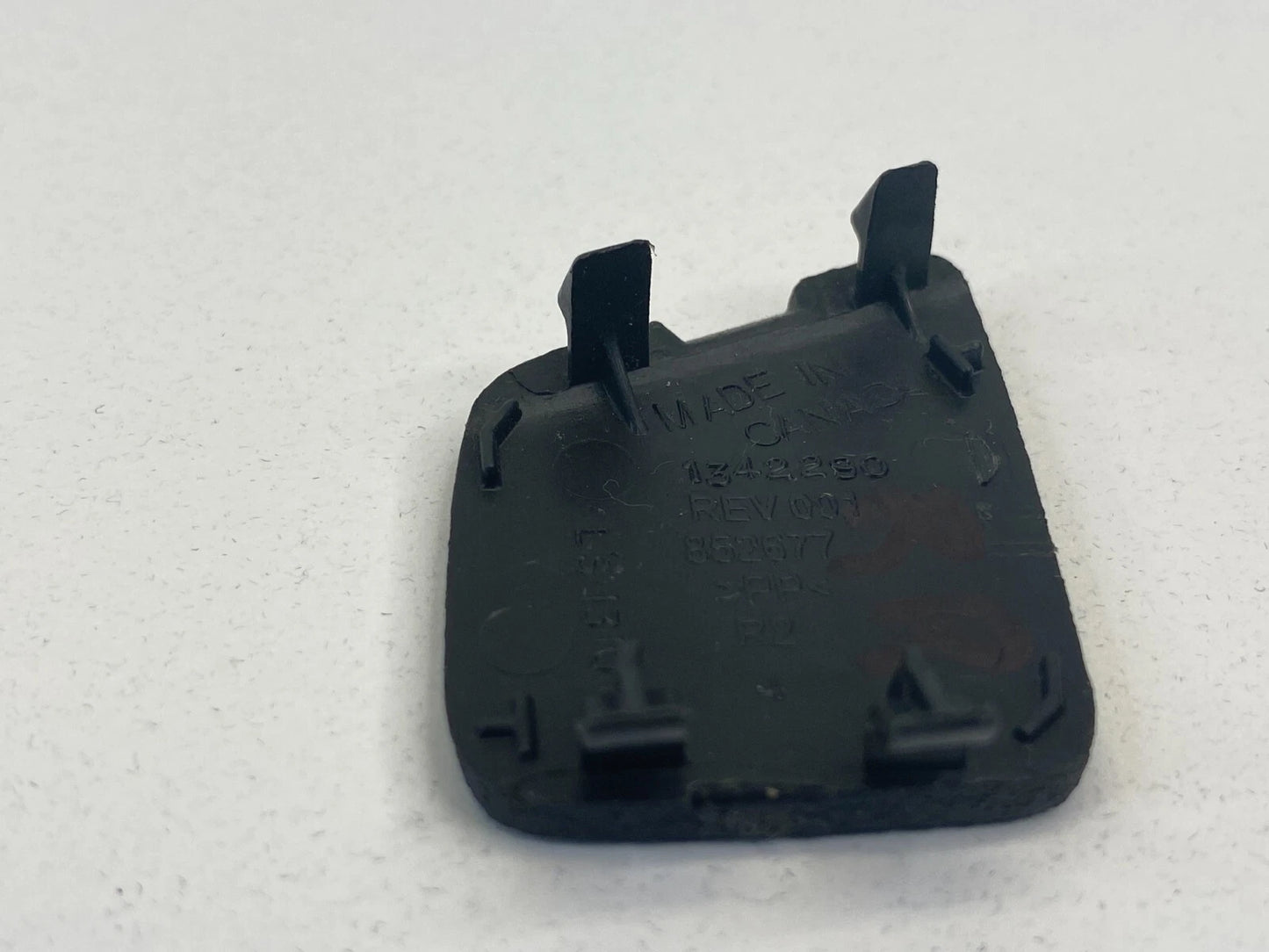 2006-2012 CHEVROLET IMPALA REAR RIGHT SIDE DOOR SCREW COVER CAP BEZEL TRIM