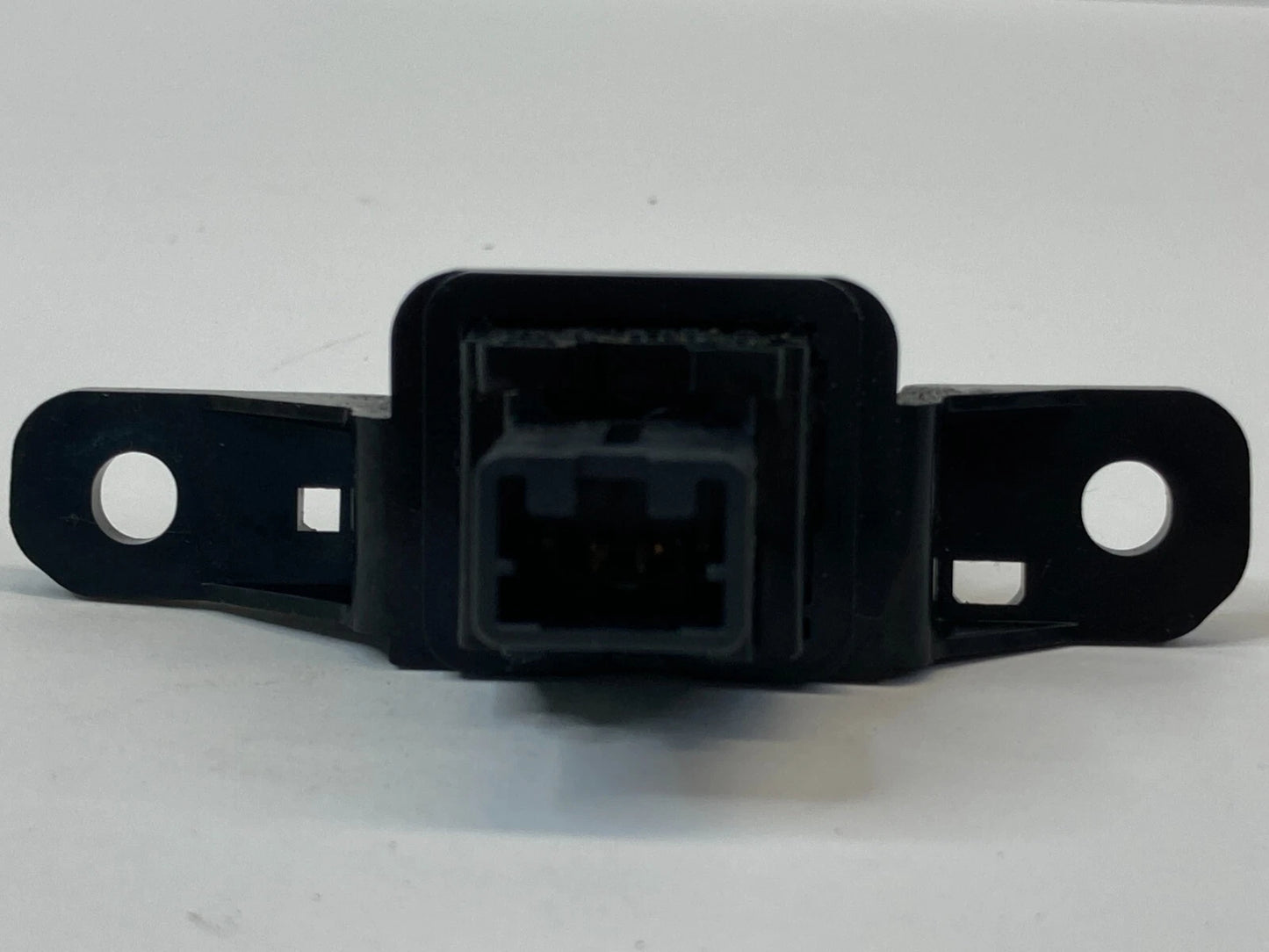2007-2013 NISSAN ALTIMA HAZARD EMERGENCY WARNING LIGHT BUTTON SWITCH ASSEMBLY