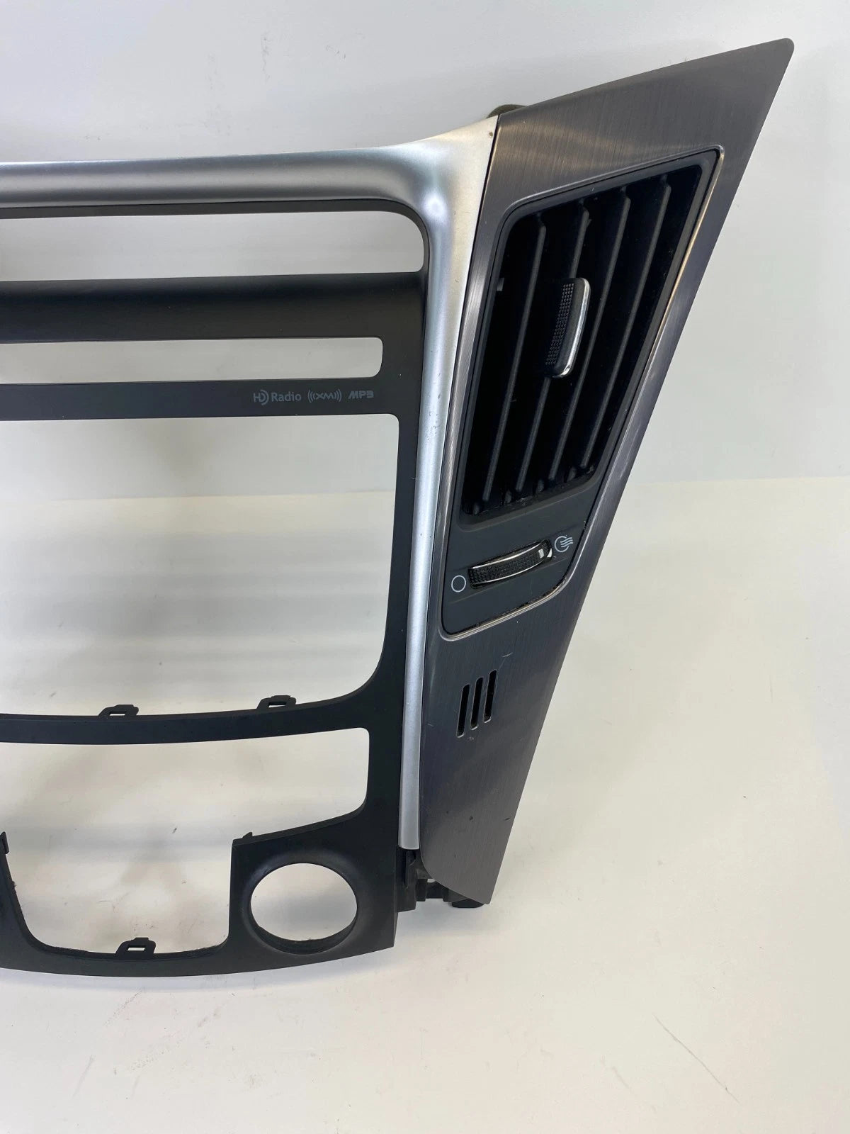 2012-2015 HYUNDAI SONATA BEZEL DASH RADIO PANEL CLIMATE CONTROL W/ AIR VENT OEM