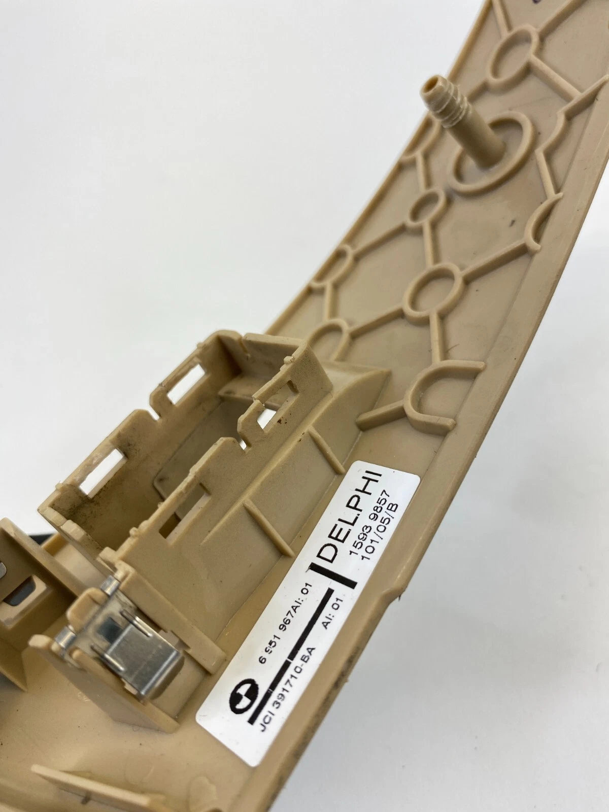 2004-2007 BMW 530I 525I REAR RIGHT WINDOW SWITCH COVER TRIM BEZEL 15939857 OEM
