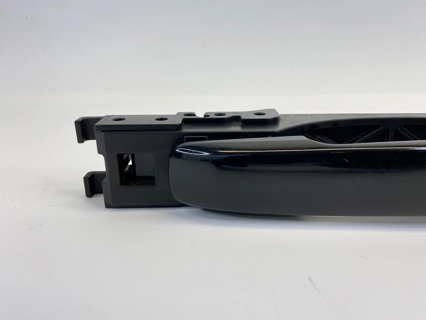 2007 2008 INFINITI G35 SEDAN REAR LEFT SIDE EXTERIOR OUTER DOOR HANDLE RR LH OEM