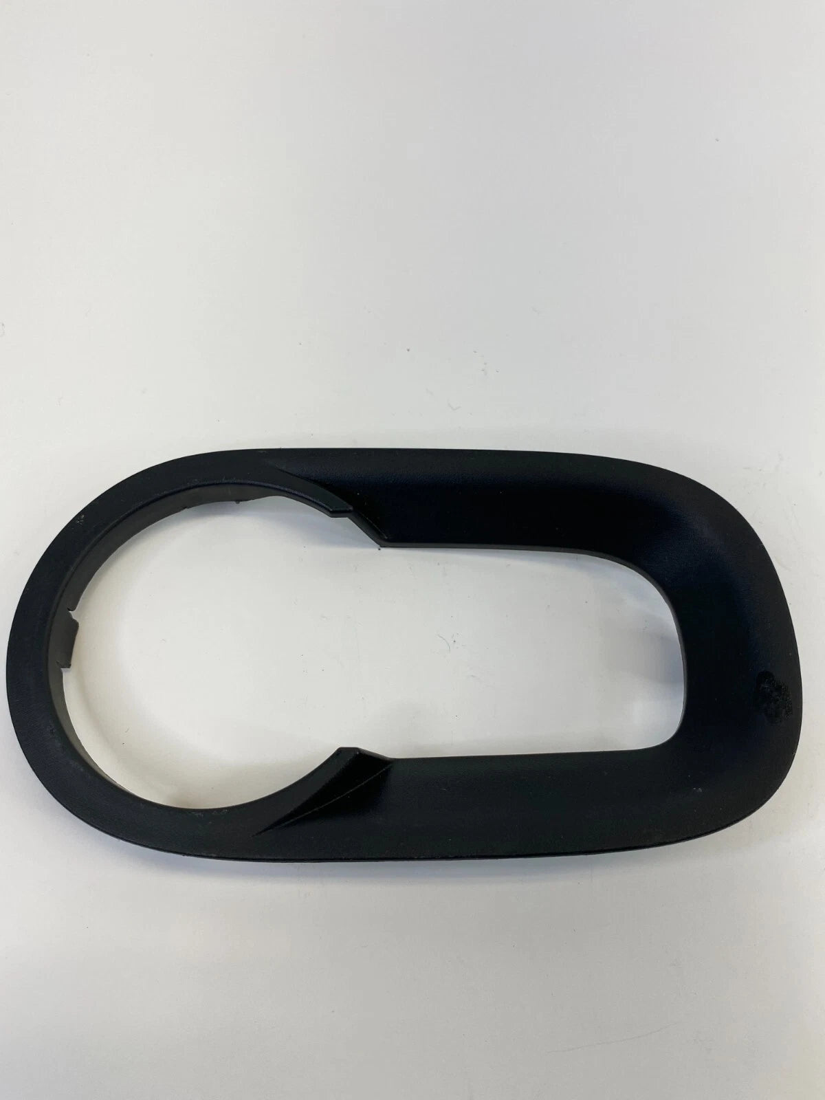 2007-2011 NISSAN VERSA FRONT RIGHT DOOR INNER HANDLE TRIM BEZEL 80684-EL11A OEM