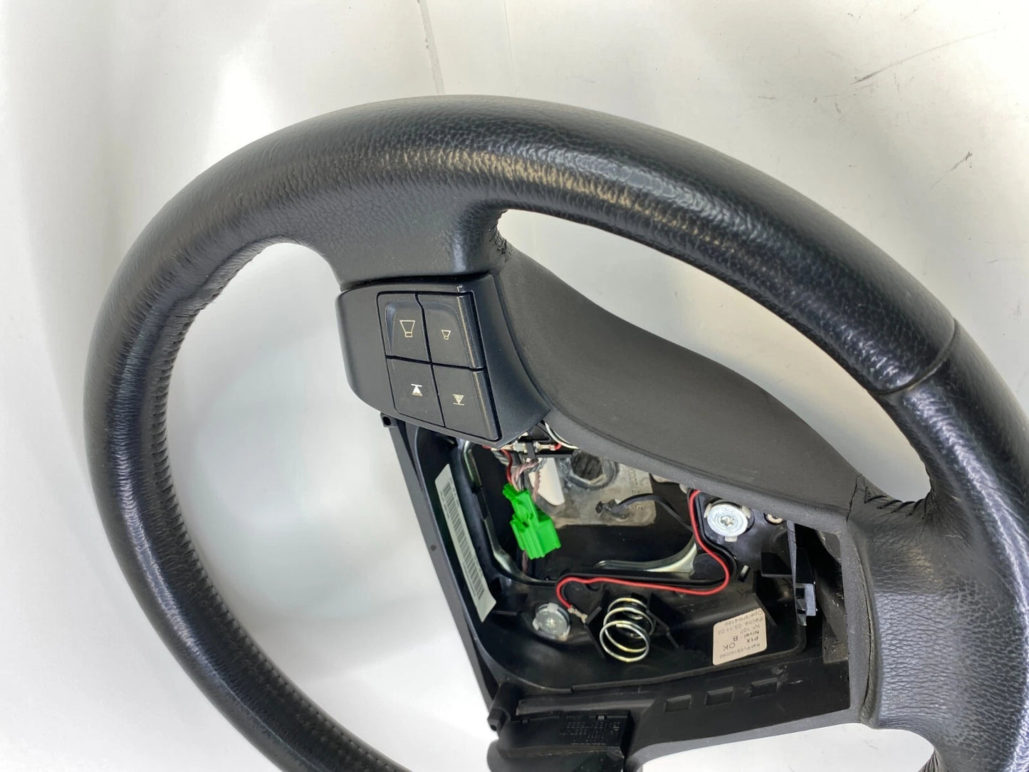 2004-2011 VOLVO S40 2.4I LEATHER STEERING WHEEL W/ CRUISE AUDIO BUTTONS OEM