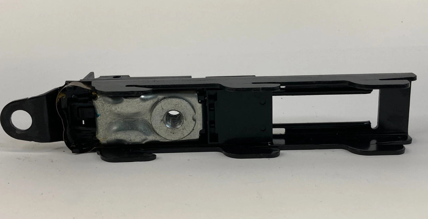 2003-2011 SAAB 9-3 93 SEDAN FRONT RIGHT SEAT BELT HEIGHT ADJUSTER 6163201 OEM