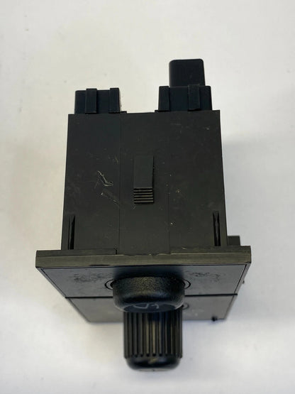 2003-2006 CHEVROLET TAHOE REAR WIPER FOG LIGHT CONTROL SWITCH 15061682 OEM