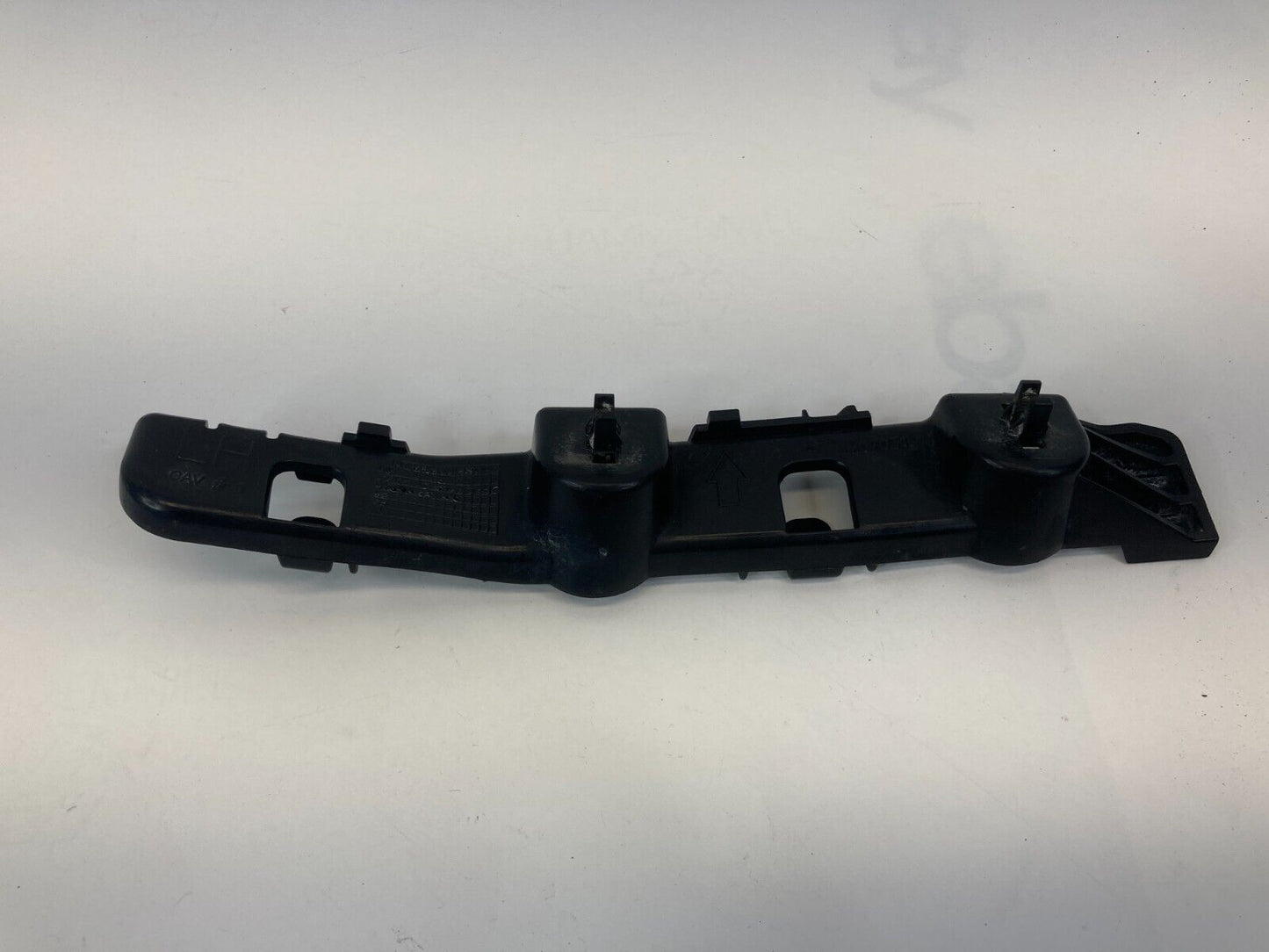 2007-2012 Nissan Altima Sedan Front Left Side Bumper Bracket 62221-JA000 OEM