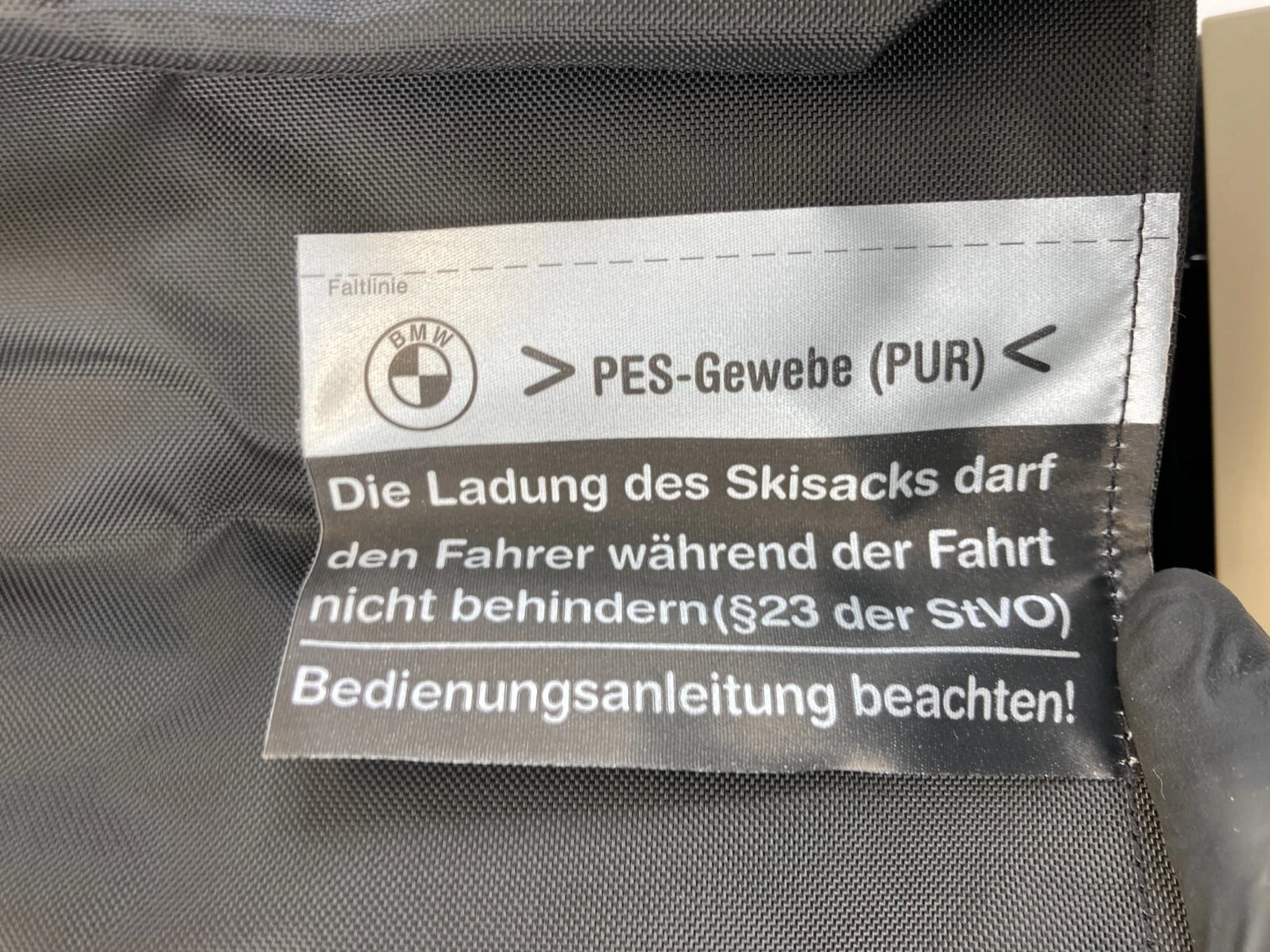 2007 2008 BMW 328XI REAR CENTER SKI BAG CASSETTE STORAGE SACK 60970006 OEM