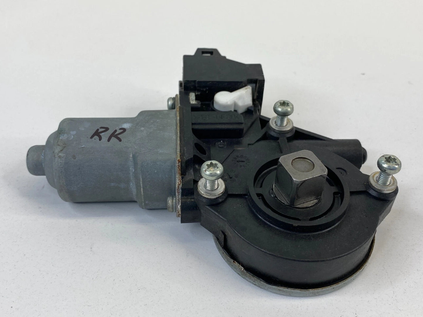 08 09 10 11 12 13 NISSAN ROGUE REAR RIGHT SIDE DOOR WINDOW MOTOR 80730-JX30B OEM