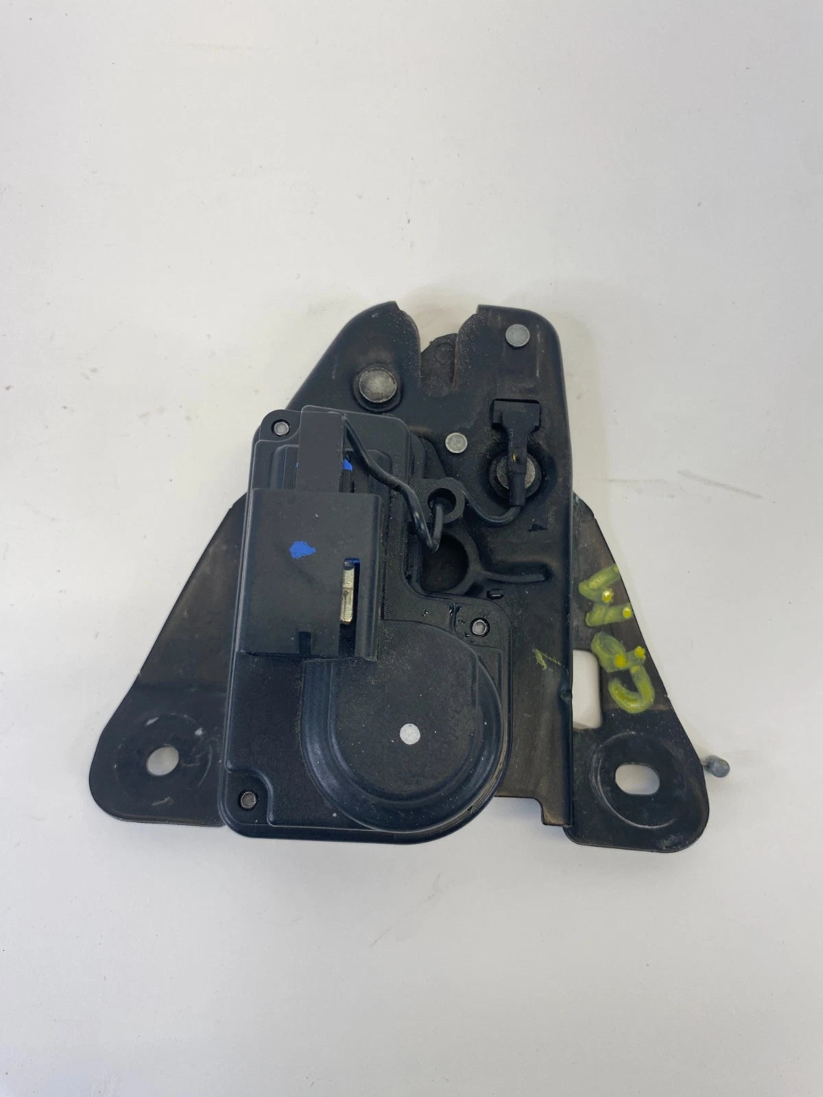 2013-2016 DODGE DART REAR TRUNK LID LOCK LATCH RELEASE ACTUATOR ASSY OEM