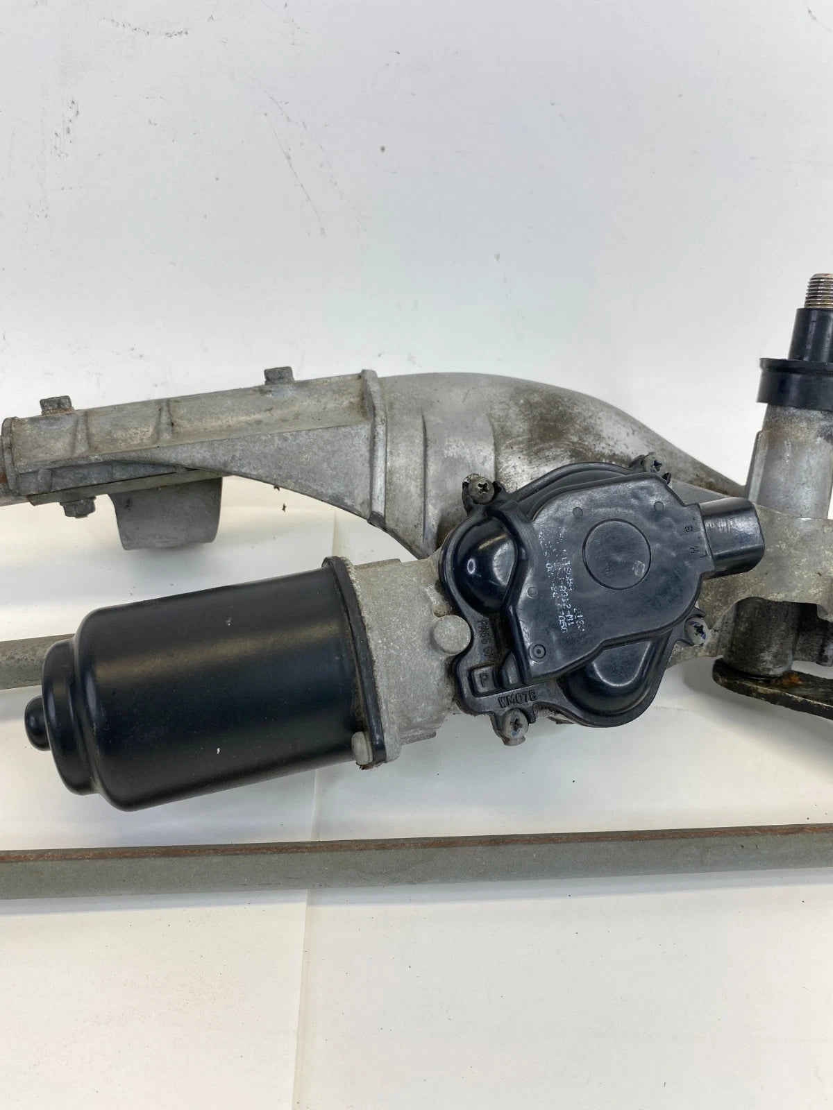 2005-2007 HONDA ODYSSEY FRONT WIPER MOTOR TRANSMISSION LINKAGE ASSEMBLY OEM
