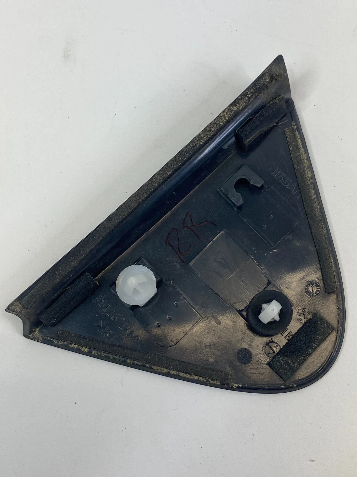 2011-2017 NISSAN JUKE REAR RIGHT SIDE EXTERIOR CORNER TRIM PANEL 78127-1KA0A