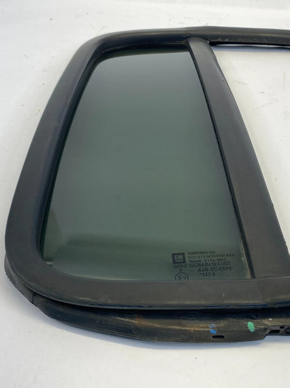 2006-2011 CHEVROLET HHR REAR RIGHT OUTER VENT GLASS W/ WEATHERSTRIP SEAL OEM