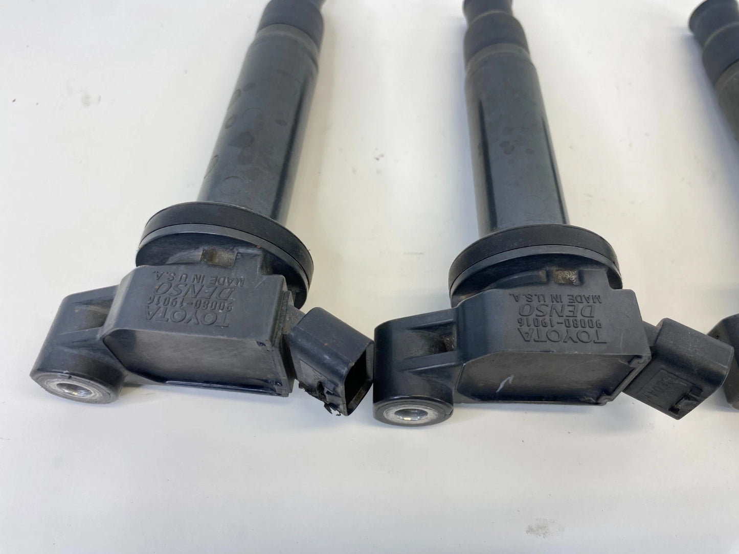 2000-2004 TOYOTA AVALON 3.0L AT IGNITION COIL IGNITER DENSO SET OF 4 90080-19016