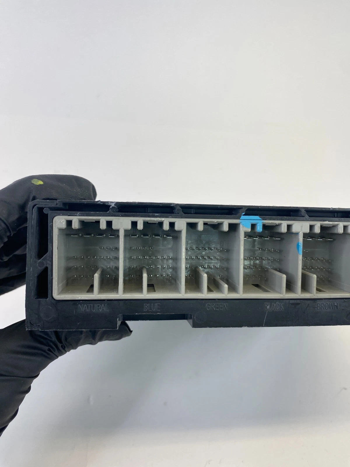 2010 CHEVROLET EQUINOX GMC TERRAIN 2.4L BODY CONTROL MODULE BCM BCU 13577850 OEM