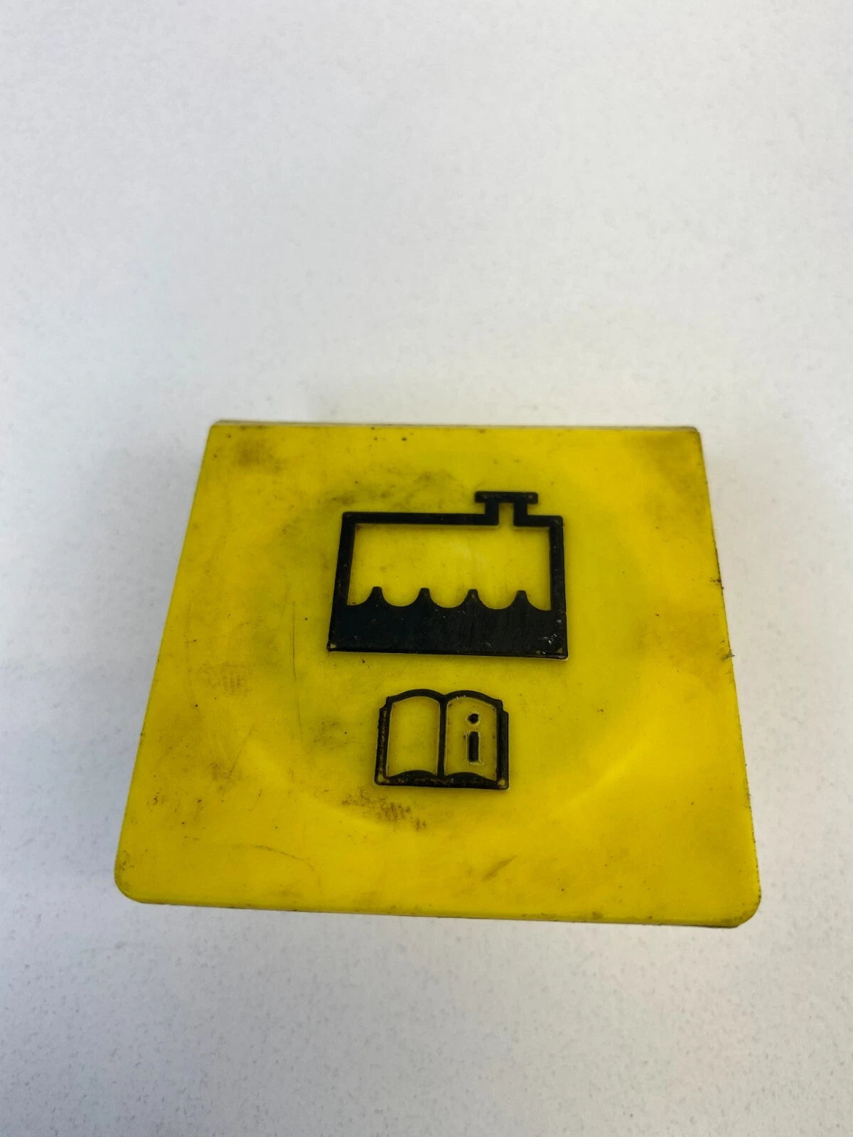 08-14 DODGE AVENGER 11-14 CHRYSLER 200 2.4L ENGINE COOLANT FLUID RESERVOIR CAP