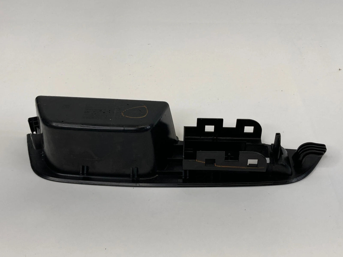 10-17 CHEVROLET EQUINOX REAR RIGHT SIDE POWER WINDOW SWITCH BEZEL AKE21347 OEM