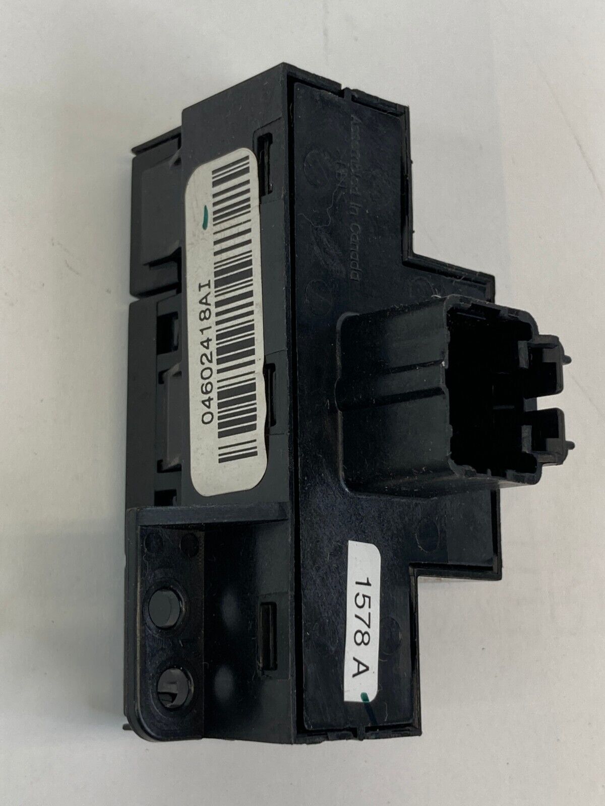 08 09 Chrysler Town & Country Dash Hazard Control & ESP Button Switch 4602418AI