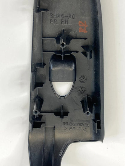 2006-2011 HONDA CIVIC SEDAN REAR RIGHT WINDOW SWITCH BEZEL TRIM SNA6-AO OEM