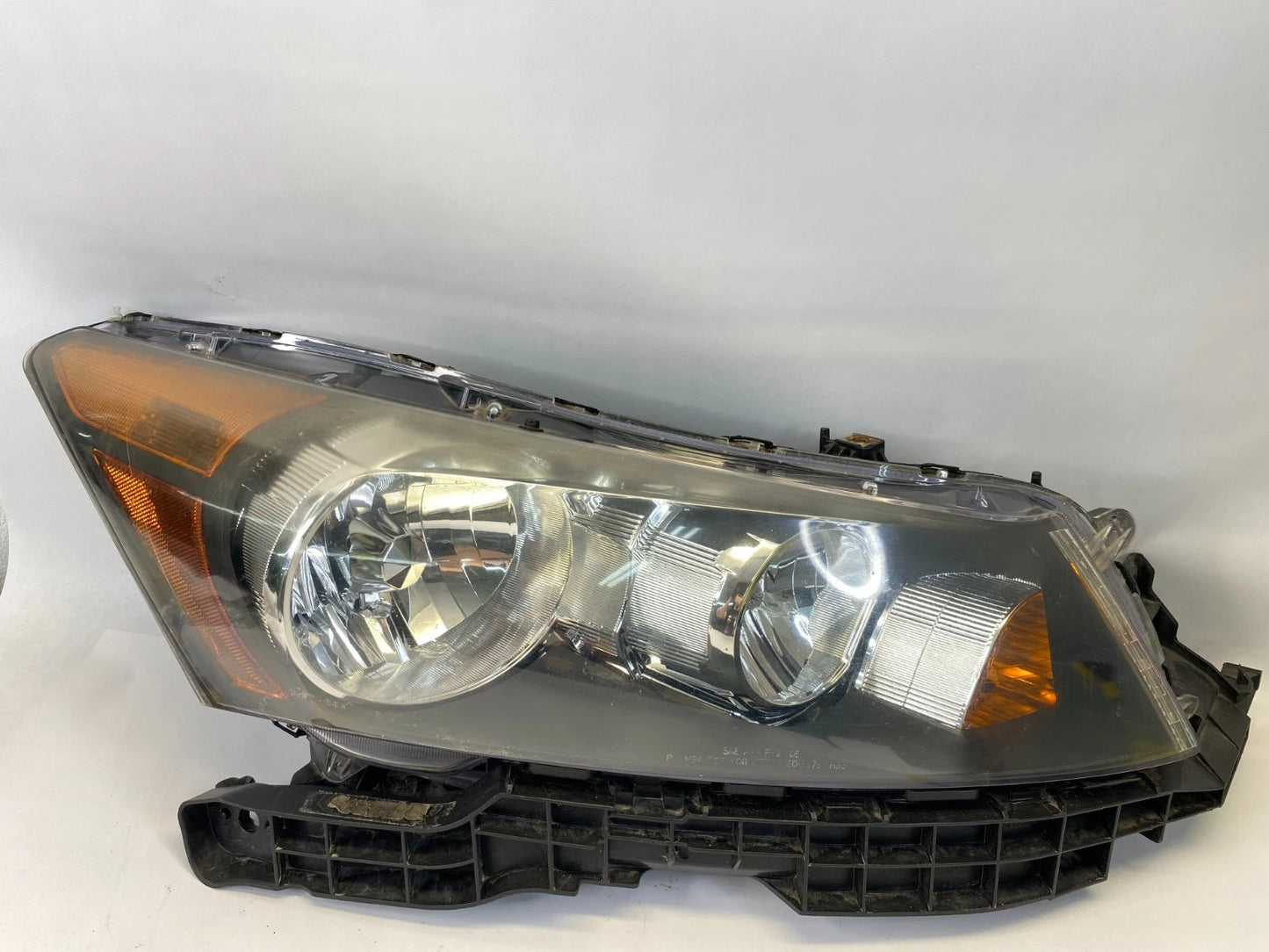 08-12 HONDA ACCORD SEDAN HEADLIGHT RIGHT PASSENGER SIDE AFTERMARKET 20-6870-00