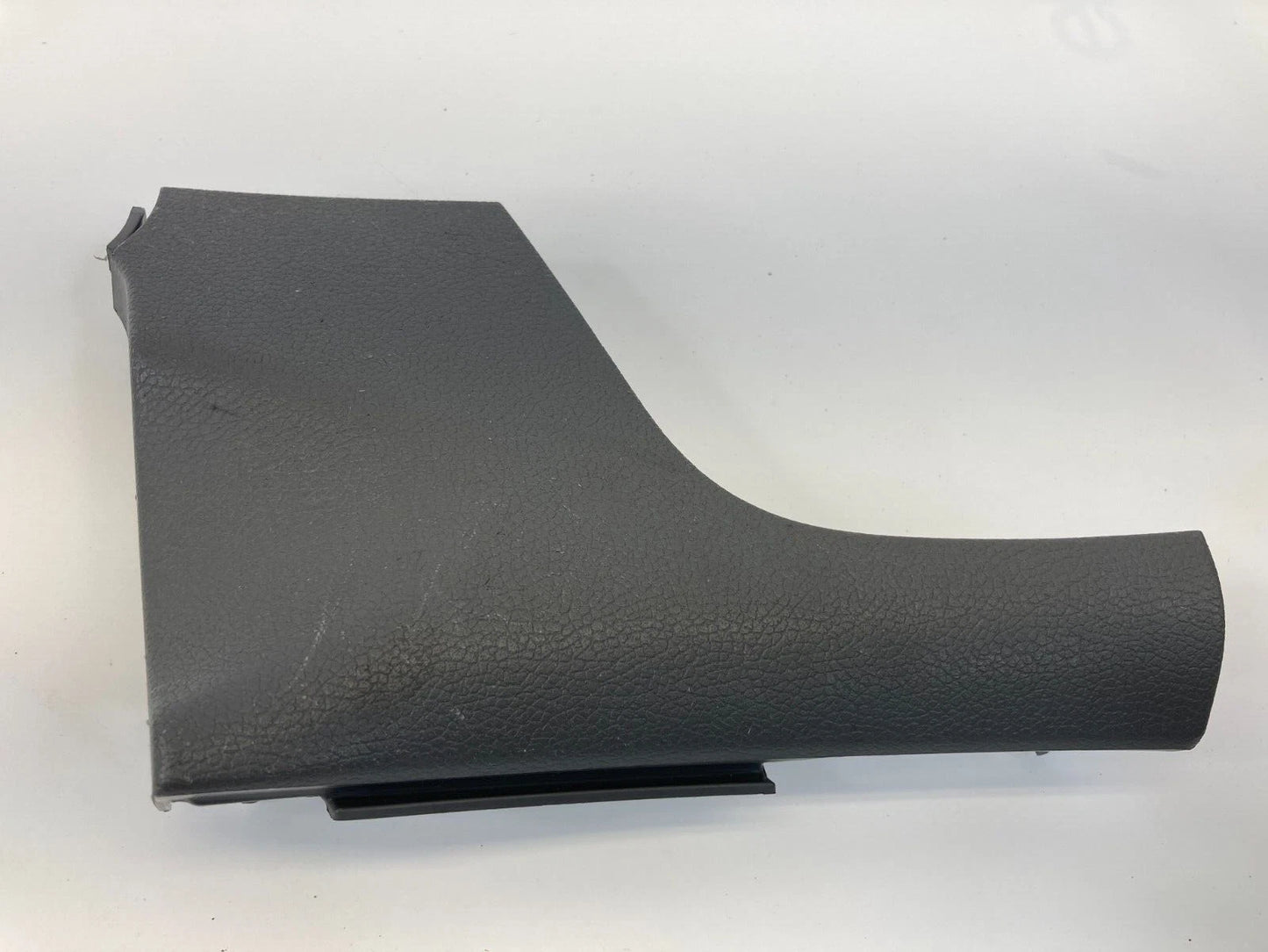 2011-2013 HYUNDAI ELANTRA CENTER DASH LEFT DRIVER SIDE MOLDING PANEL TRIM BEZEL