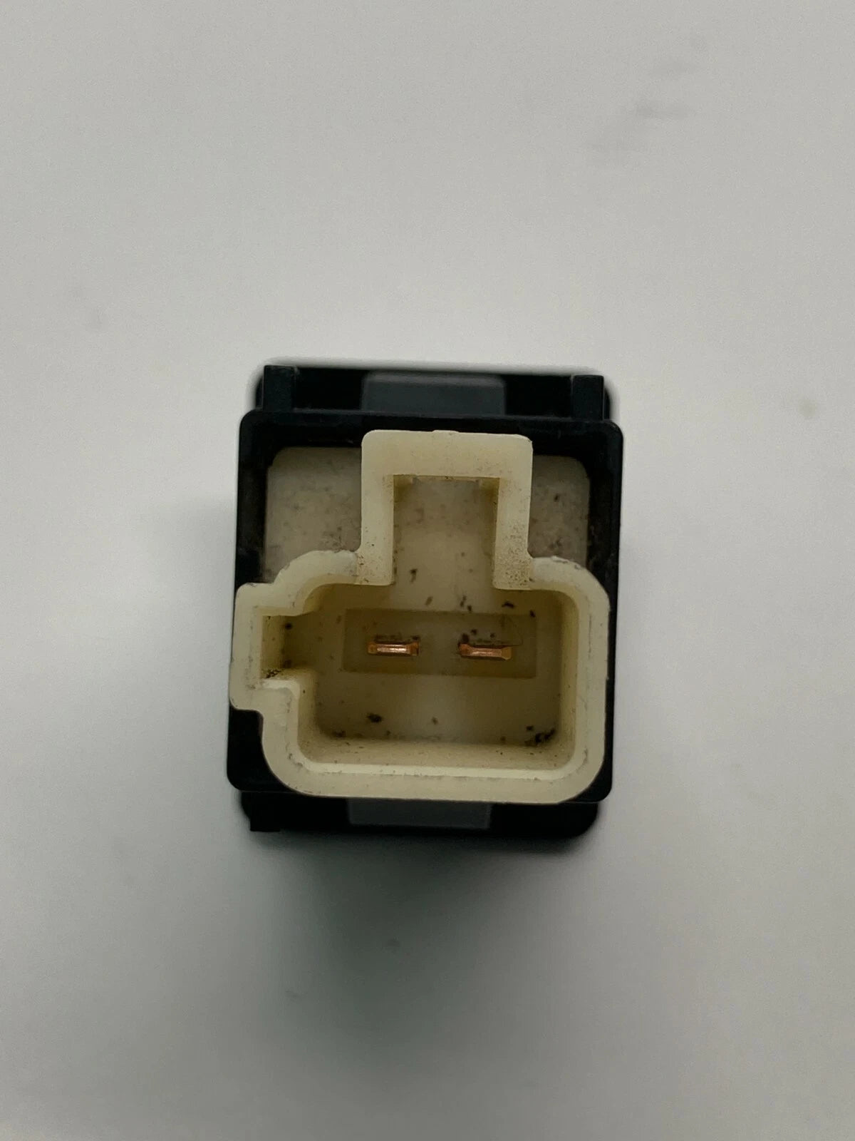 2010-2015 TOYOTA PRIUS TIRE PRESSURE SET CONTROL BUTTON SWITCH BUTTON 15A257 OEM