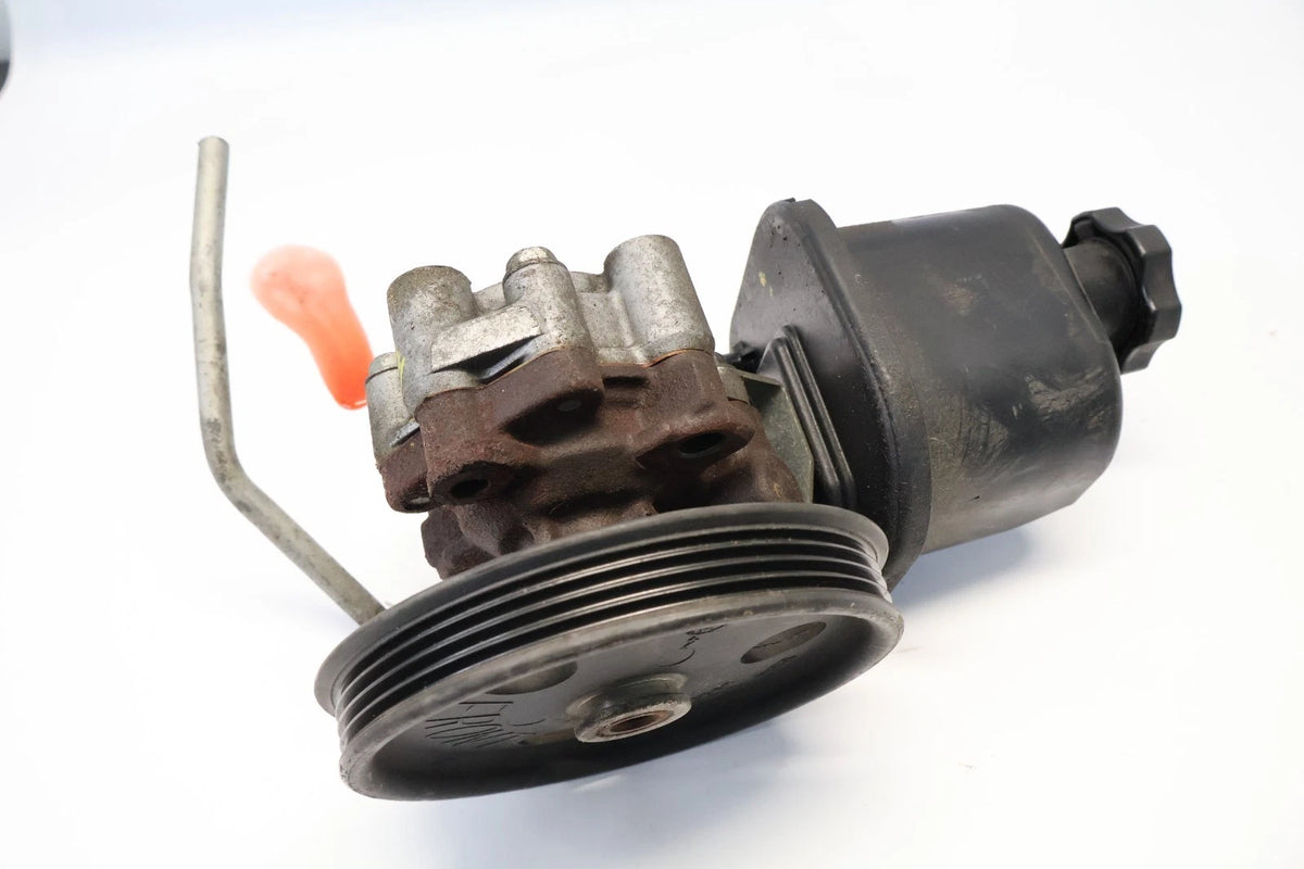 2003-2009 CHRYSLER PT CRUISER POWER STEERING PUMP MOTOR W/ RESERVOIR 04668448AA