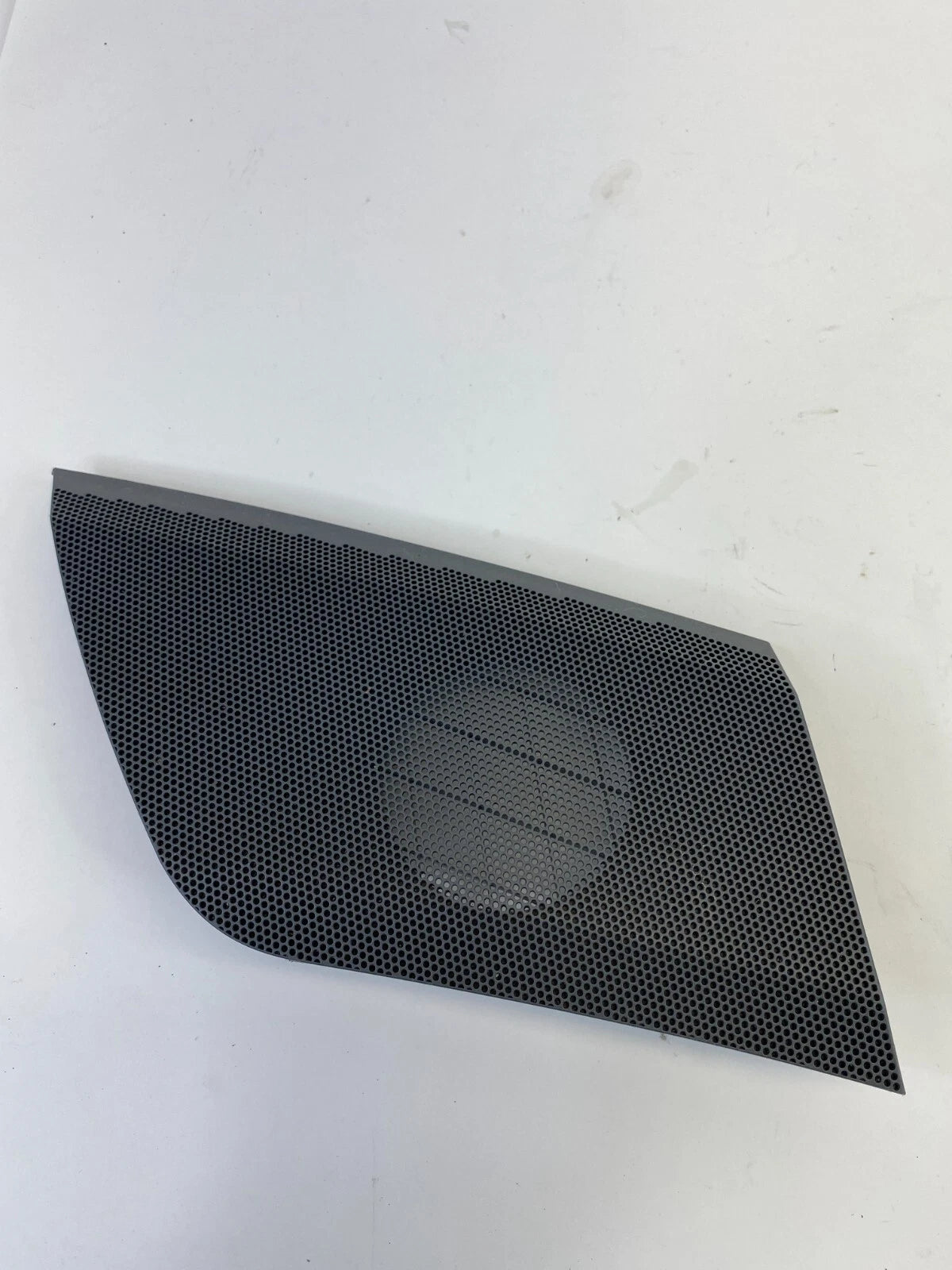 07-11 TOYOTA CAMRY FRONT RIGHT DASH SPEAKER TWEETER COVER TRIM 55473-06020 OEM