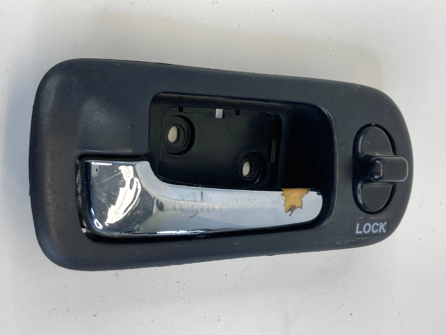 01-05 HONDA CIVIC SEDAN FRONT LEFT SIDE INTERIOR DOOR HANDLE W LOCK SWITCH OEM