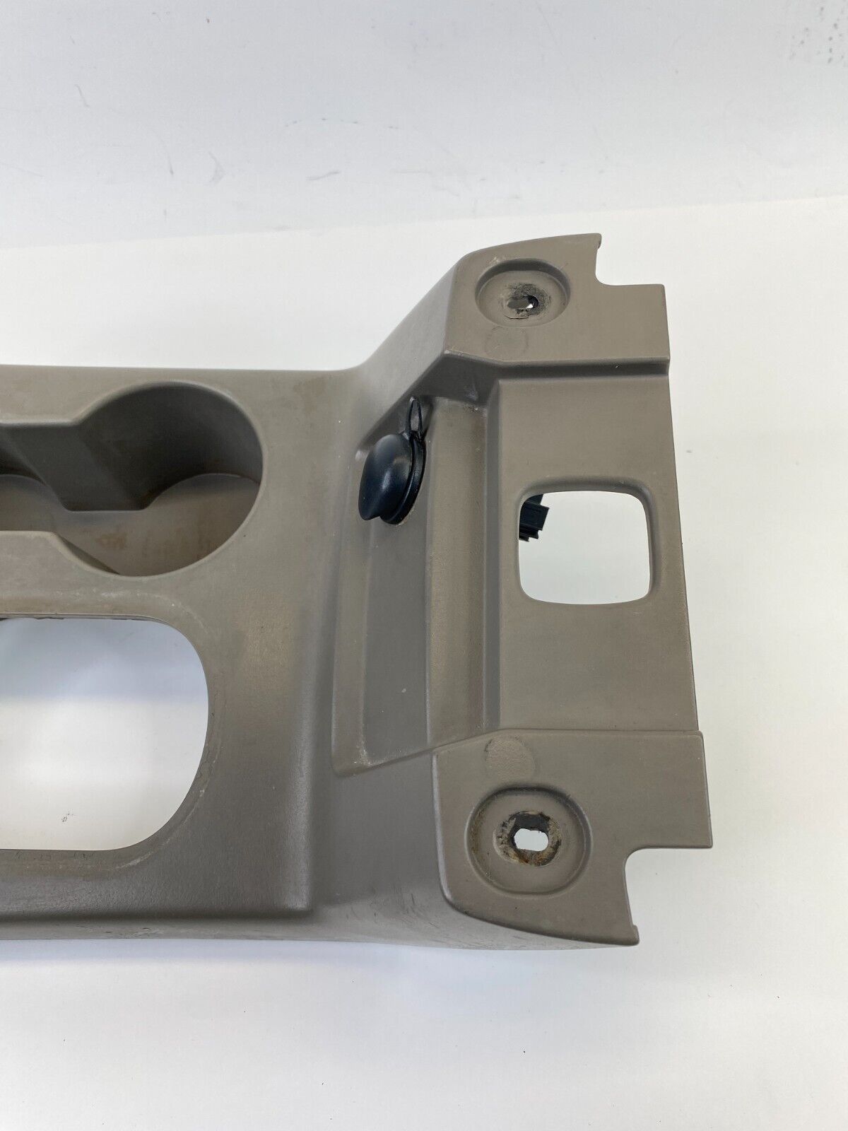 2006 Ford Explore Center Console Cup Holder Trim Panel & Power Outlet 44ZG25971