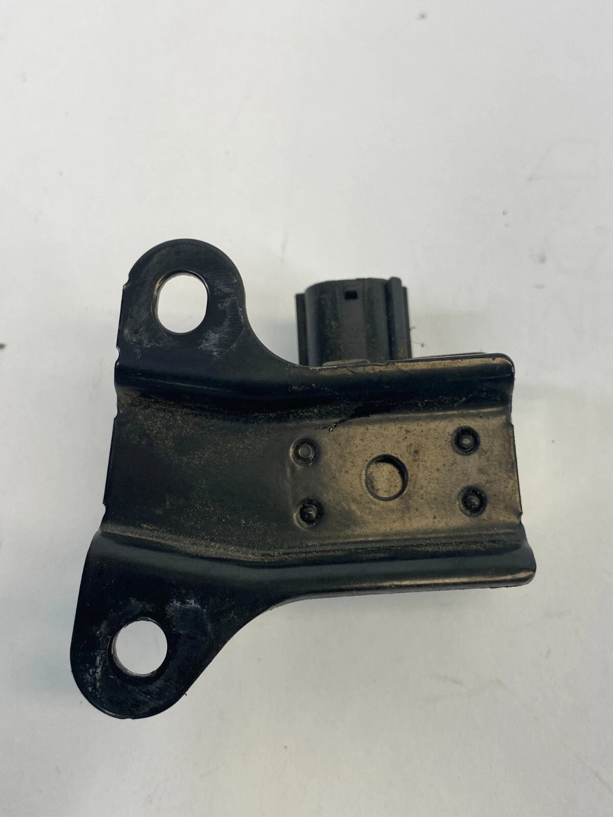 2004-2009 TOYOTA PRIUS 1.5L INVERTER CIRCUIT BREAKER SENSOR CONTROL G4845-47020
