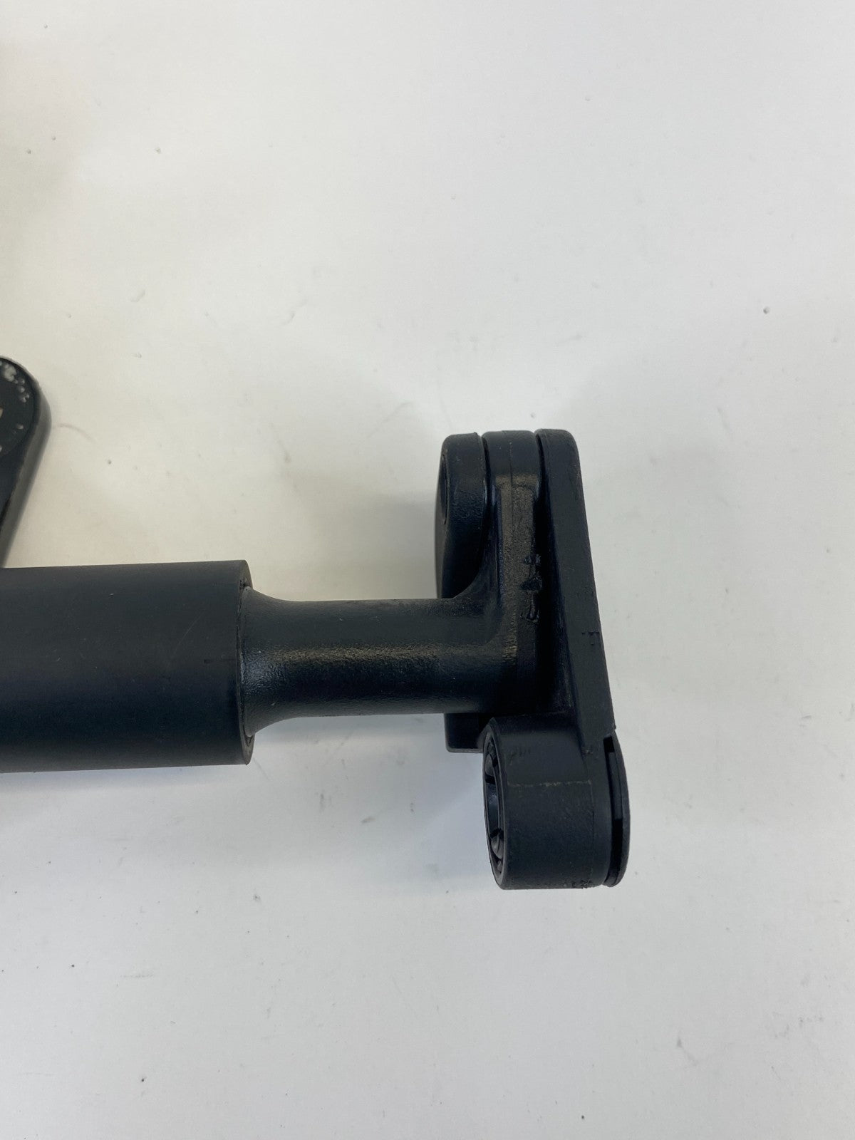 2001-2016 Chrysler Town & Country Rear Left Side Quarter Window Motor Actuator