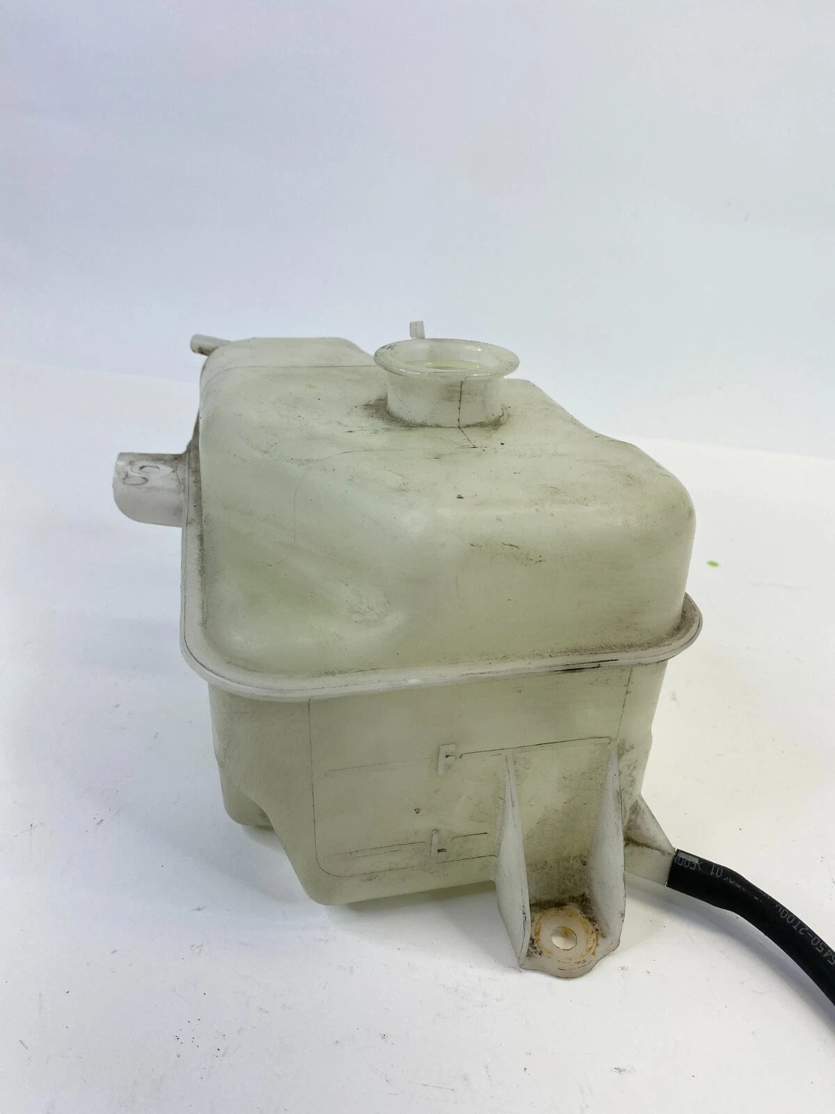 2011-2014 HYUNDAI SONATA ENGINE COOLANT RESERVOIR TANK ASSEMBLY 25430-2T000