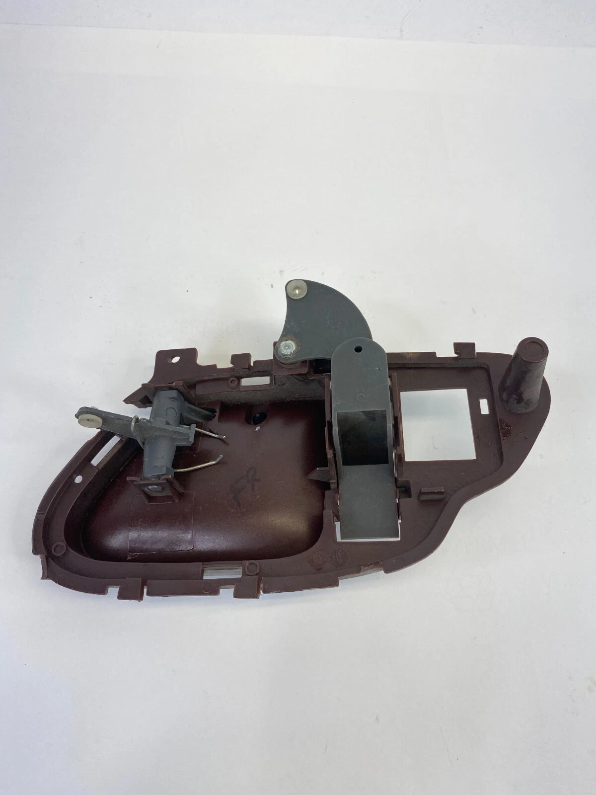 95-99 GMC YUKON CHEVY TAHOE FRONT LEFT DRIVER INNER DOOR HANDLE 5708041 FR LH
