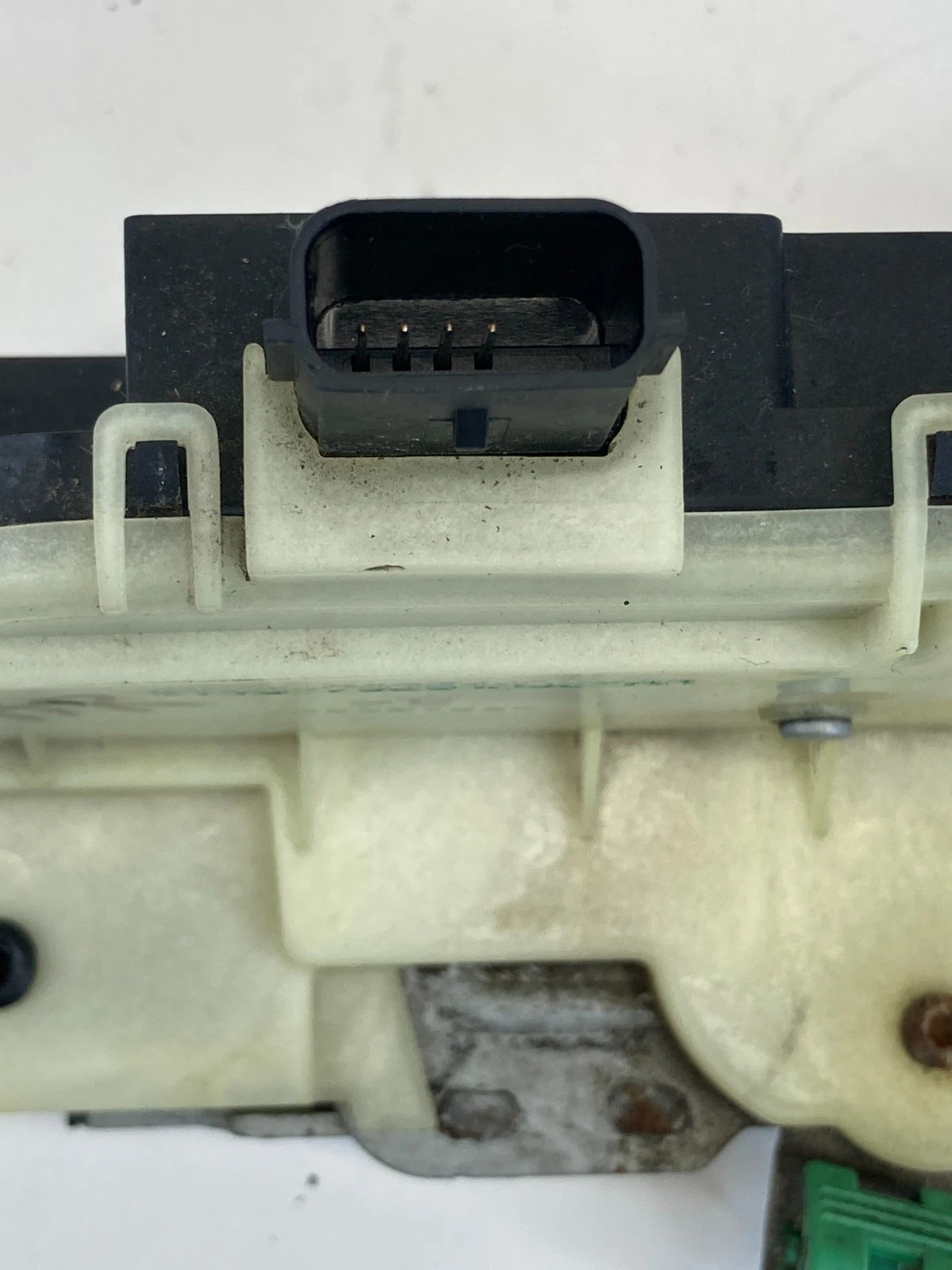 2007-2014 Ford Edge Rear Right Door Lock Latch Release Actuator 986963-106