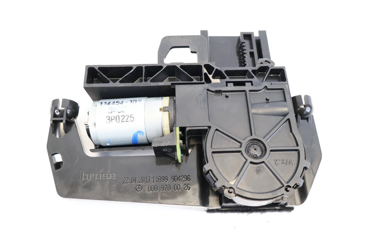 2006-2016 MERCEDES W212 E350 FR LEFT SEAT HEADREST ACTUATOR MOTOR OEM 0009700026