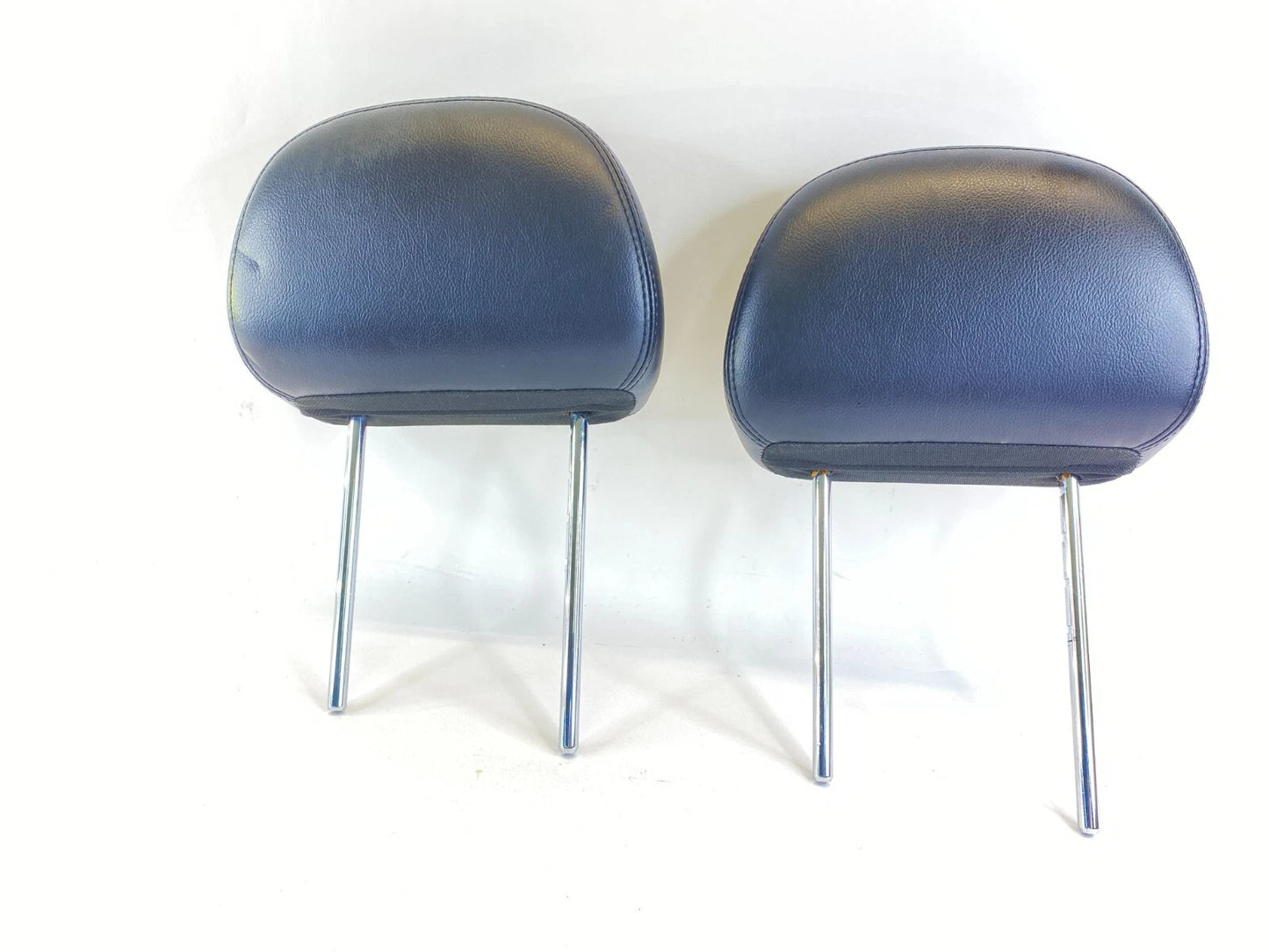 2005-2007 FORD FIVE HUNDRED MERCURY MONTEGO FRONT SEAT HEADREST PAIR OEM